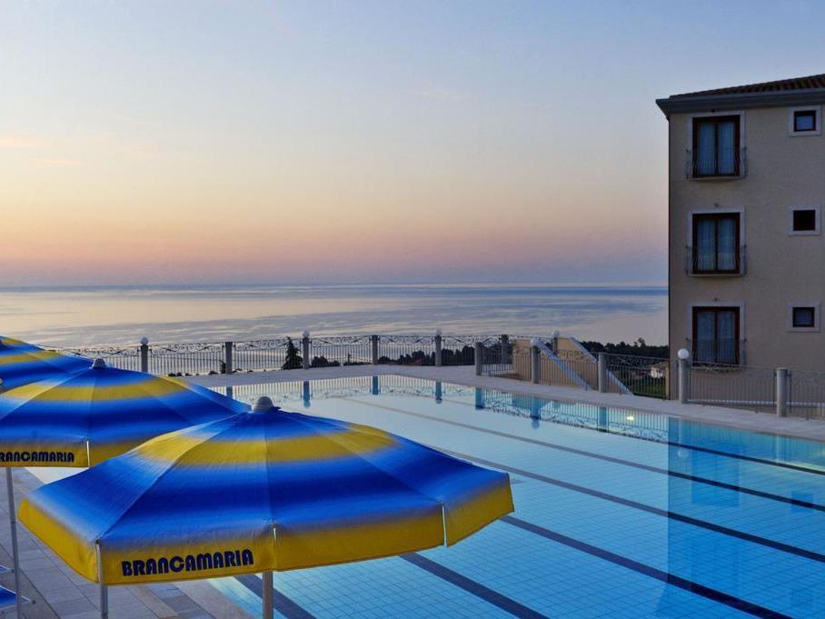 Hotel Brancamaria Cala Gonone Exterior photo
