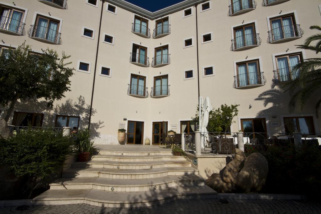 Hotel Brancamaria Cala Gonone Exterior photo